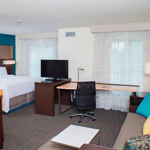 King Guest Room Patio Transfer Shower Hearing Mobility Accessible River View